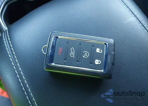 2024 Jeep Grand Cherokee L Limited 4X4 from USA, damaged, VIN 1C4RJKBG7R8618604